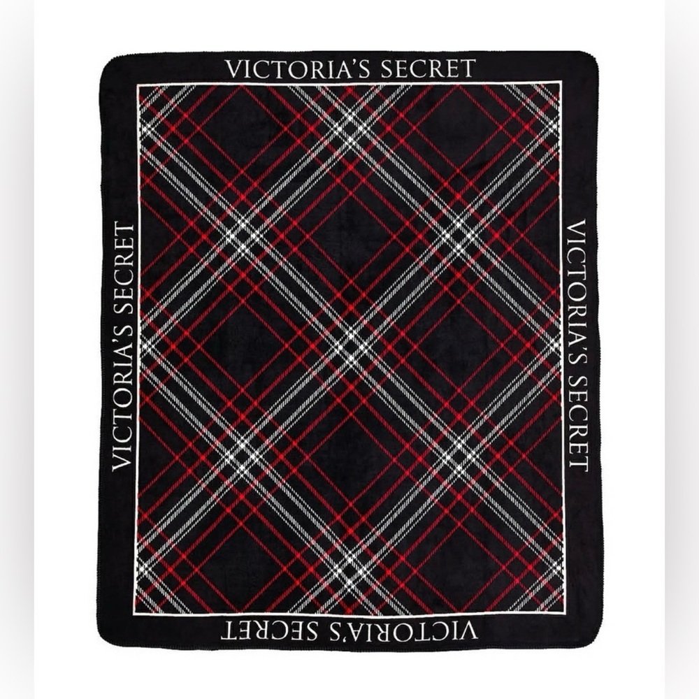 🖤Victoria’s Secret Cozy-Fleece Blanket - Black/Red/White Plaid - NWT - 60” x 50” - Picture 2 of 8